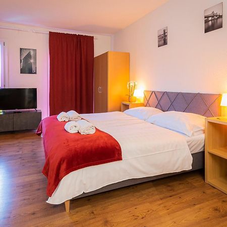 Los Lorentes Residences Bulle Zewnętrze zdjęcie